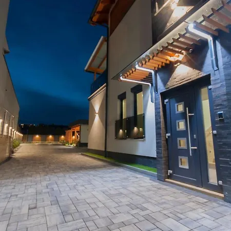 Pontjo Апартаменты Мишкольц